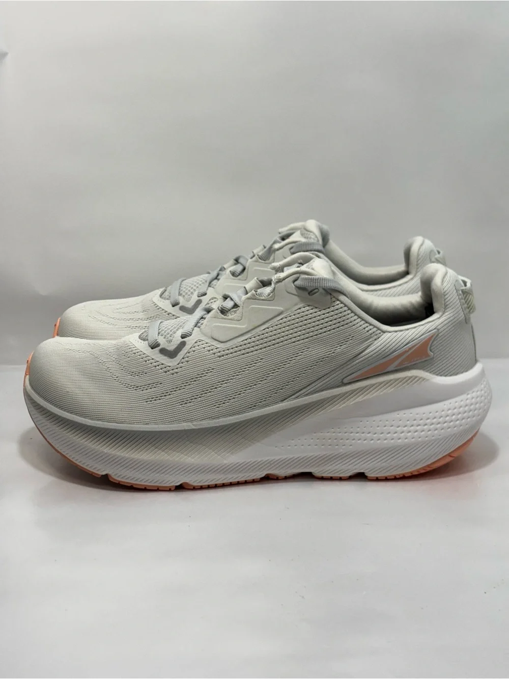 Altra FWD VIA Road Running Sneakers Women's Size 7 Light Gray/Orange ALOA85PW224